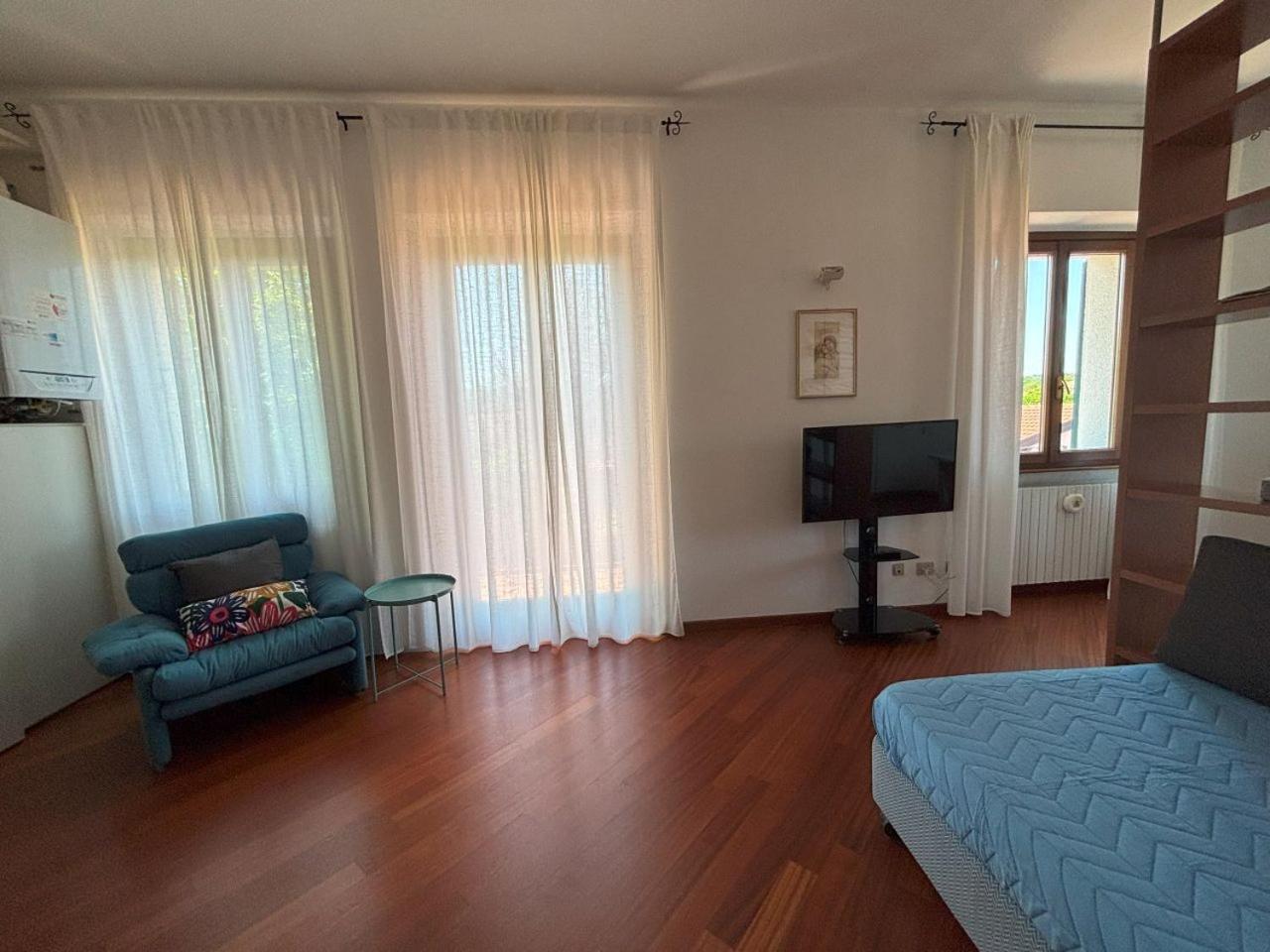 Casa Vacanze Magnolia Borgo Ticino Zimmer foto